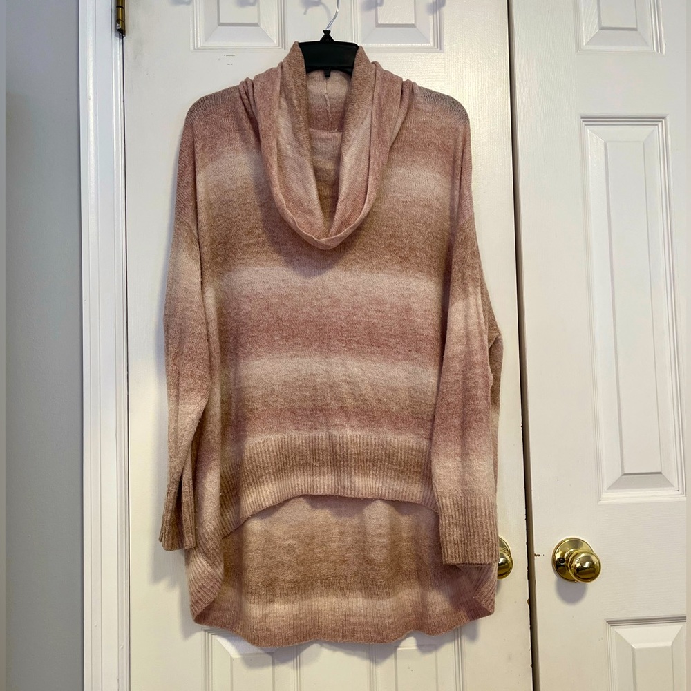 Cream and Tan American Eagle Mock Neck Cowl Oversized Sweater Women Large